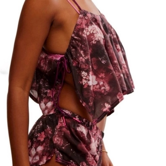 Free People Intimately Night Garden Combo Pajama Set Floral Top & Shorts NWT XL - Picture 2 of 9